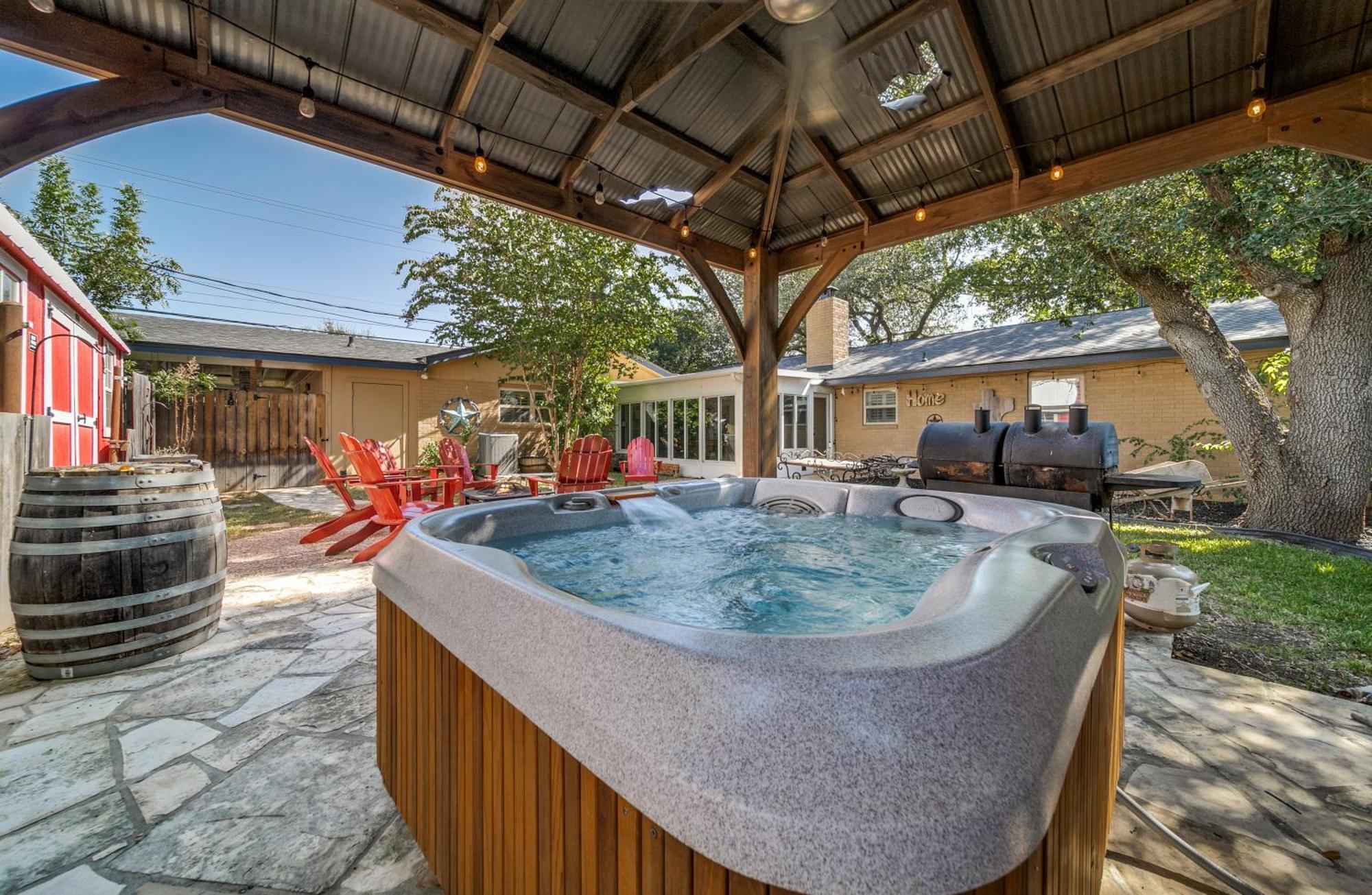 Charming Pet Friendly 4 Bdrm Home Mins To Main St And Wineries Fredericksburg Exterior foto
